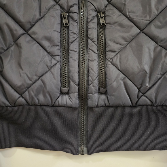 ALO Yoga snowrider puffer jacket - Picture 8 of 15